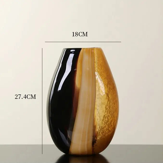 Vase moderne et épuré en verre