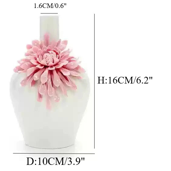 Vase rose en porcelaine , sculpté à la main avec des fleurs